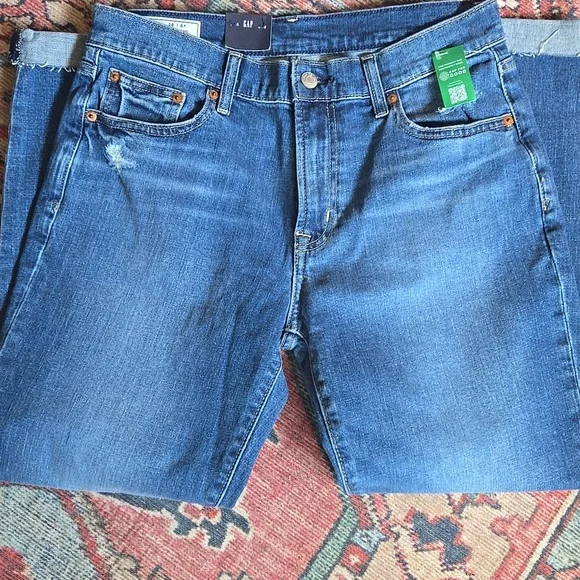 Gap Girlfriend Mid Rise Jeans NWT - Picture 7 of 8